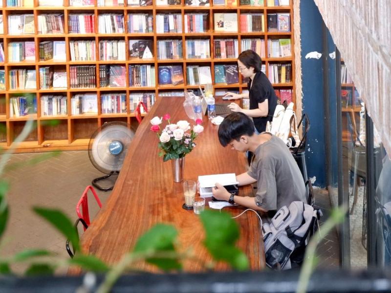 Top 3 quán cà phê sách ở TPHCM yên tĩnh, view đẹp 11